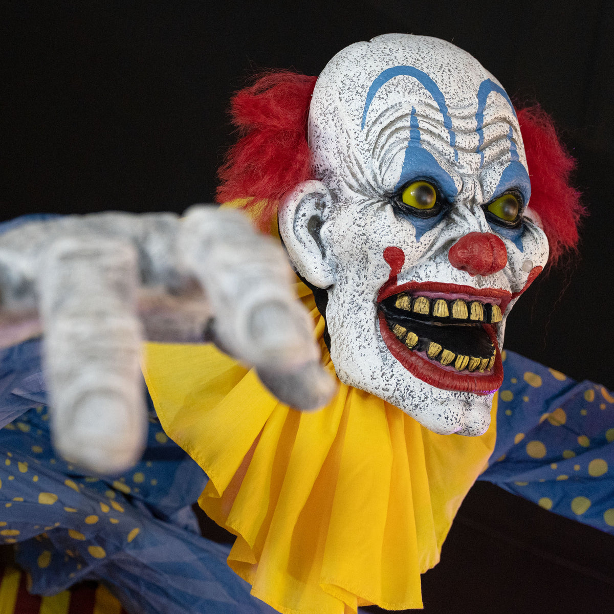 Clown Entrance 290cm Animated Prop